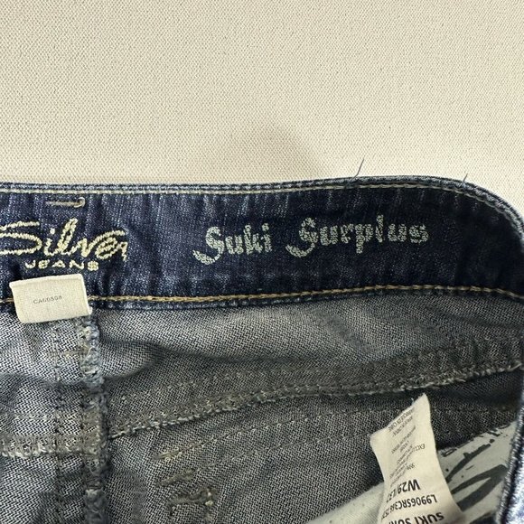 Silver Jeans Size 29x32 Bootcut Distressed Suki Surplus Flap Pocket Low Rise - Picture 7 of 11